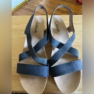 Never worn Lifestride Womens Mexico